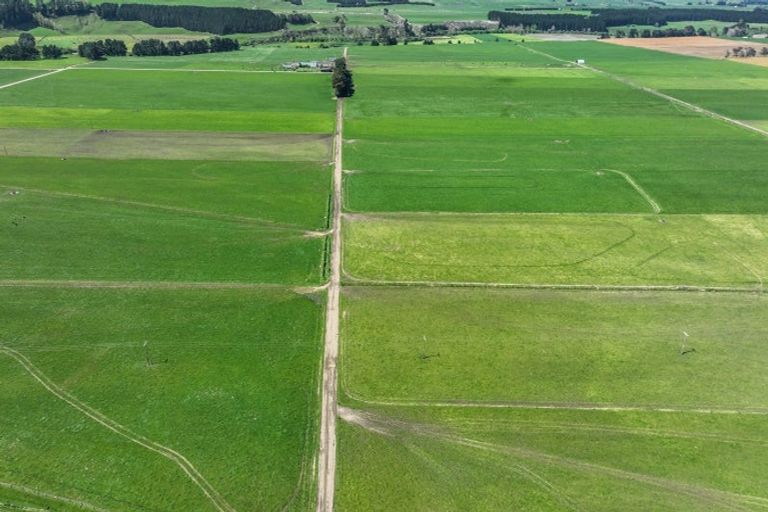 Photo of property in 1678 Kimbolton Road, Cheltenham, Feilding, 4777