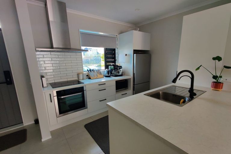 Photo of property in 40 Ringa Matau Road, Hobsonville, Auckland, 0616