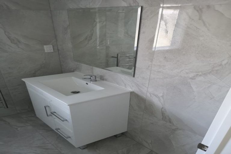 Photo of property in 380 Chapel Road, Flat Bush, Auckland, 2016