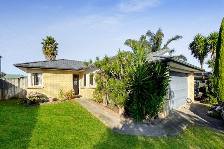 Photo of property in 3 Hawkley Close, Flat Bush, Auckland, 2019