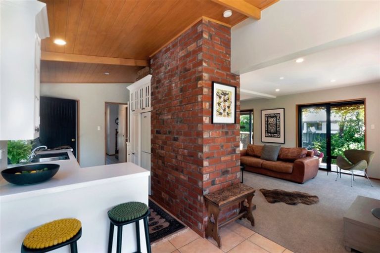 Photo of property in 136 Hunter Crescent, Wanaka, 9305