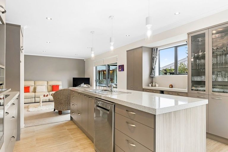 Photo of property in 10 Elm Drive, Rangiora, 7400