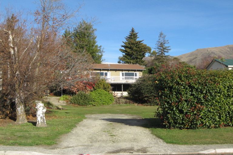 Photo of property in 7 Kennedy Crescent, Wanaka, 9305