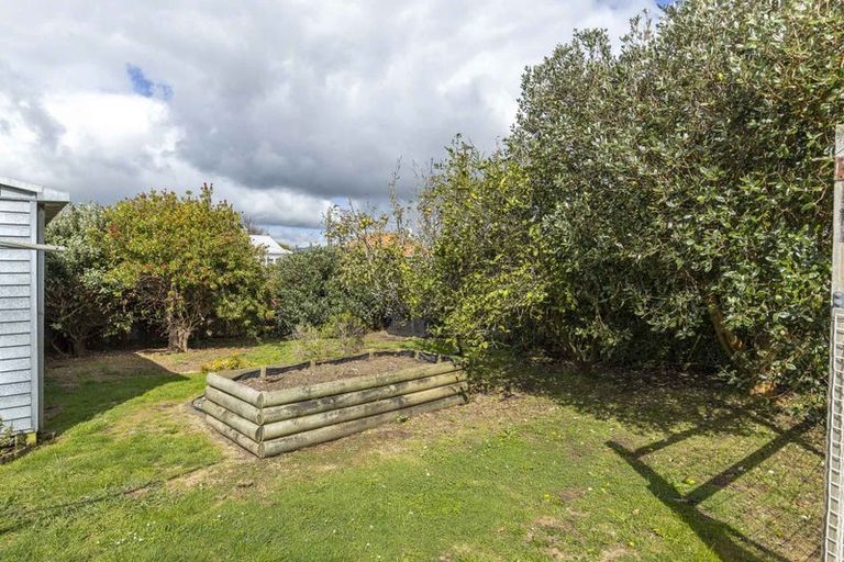 Photo of property in 55 Wrantage Street, Westown, New Plymouth, 4310