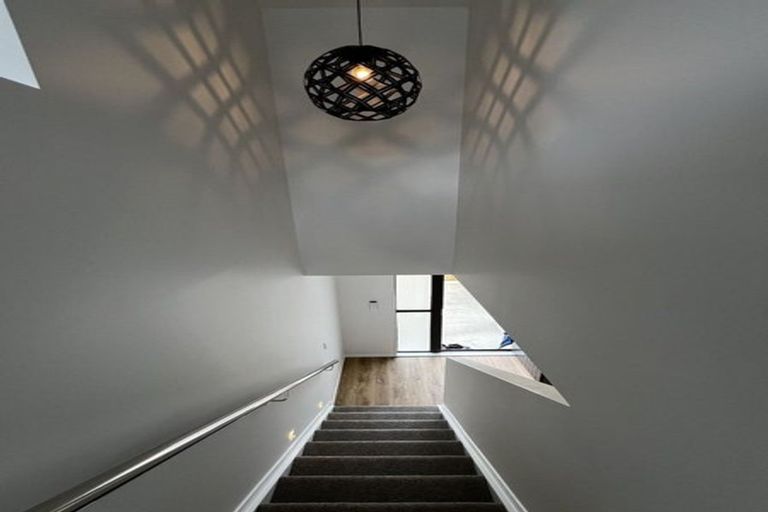 Photo of property in 7a Hinau Street, New Lynn, Auckland, 0600