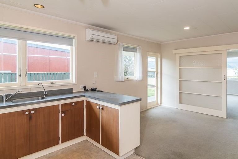 Photo of property in 35b Teoti Street, Paraparaumu Beach, Paraparaumu, 5032