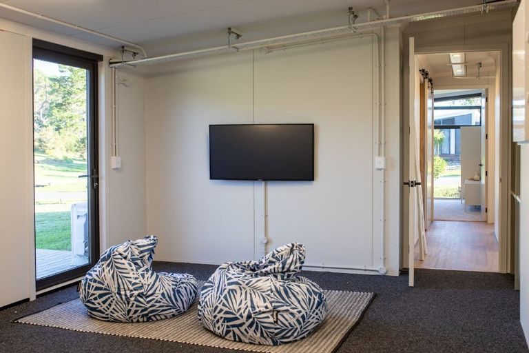 Photo of property in 11 Pinnacles Lane, Pauanui, 3579