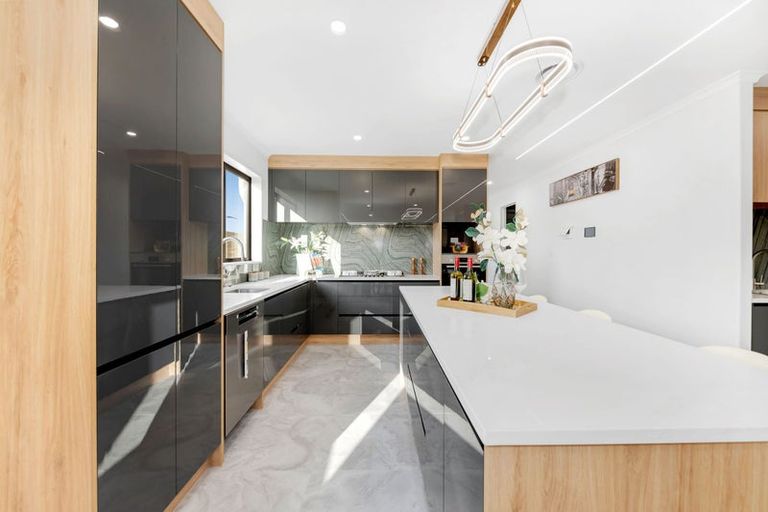 Photo of property in 13 Cyperus Street, Flat Bush, 2019