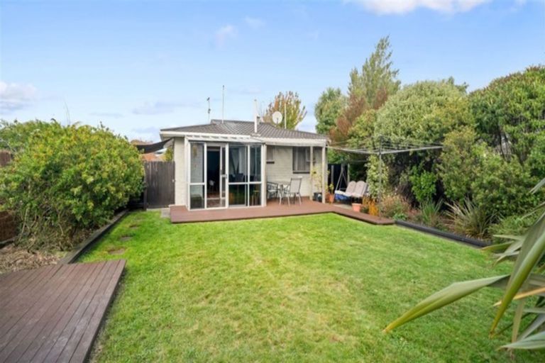 Photo of property in 2/20a Downing Street, Hoon Hay, Christchurch, 8025