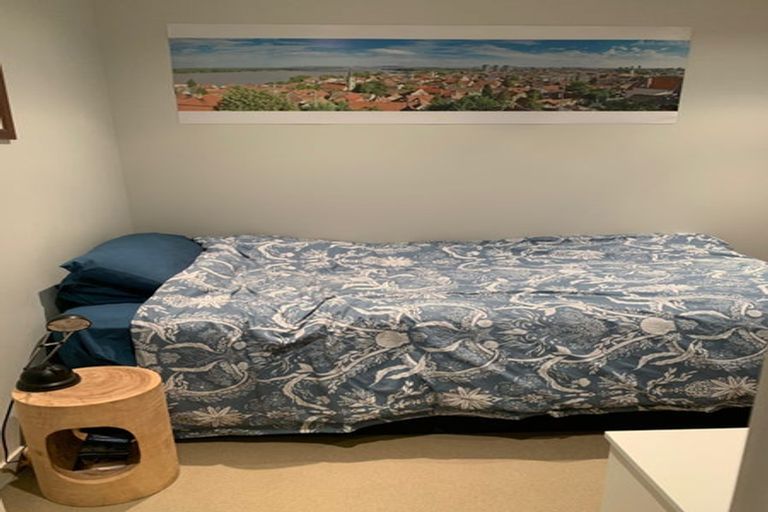 Photo of property in Monument Apartments, 5d/245 Wakefield Street, Te Aro, Wellington, 6011