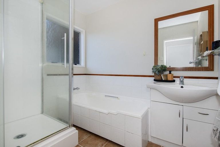 Photo of property in 13 Kotare Crescent, Maunu, Whangarei, 0110