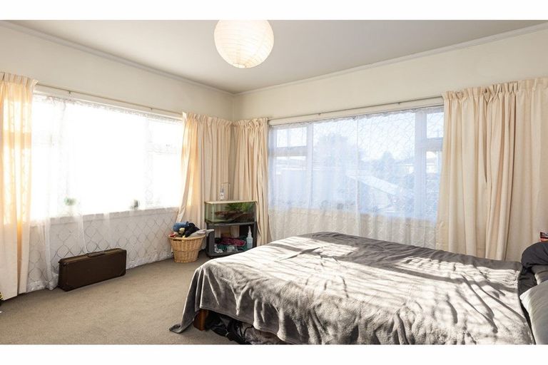 Photo of property in 35 Hillier Place, Spreydon, Christchurch, 8024