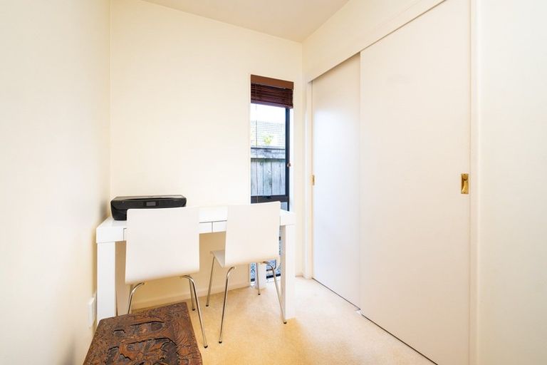 Photo of property in 10 Montpelier Drive, Taradale, Napier, 4112