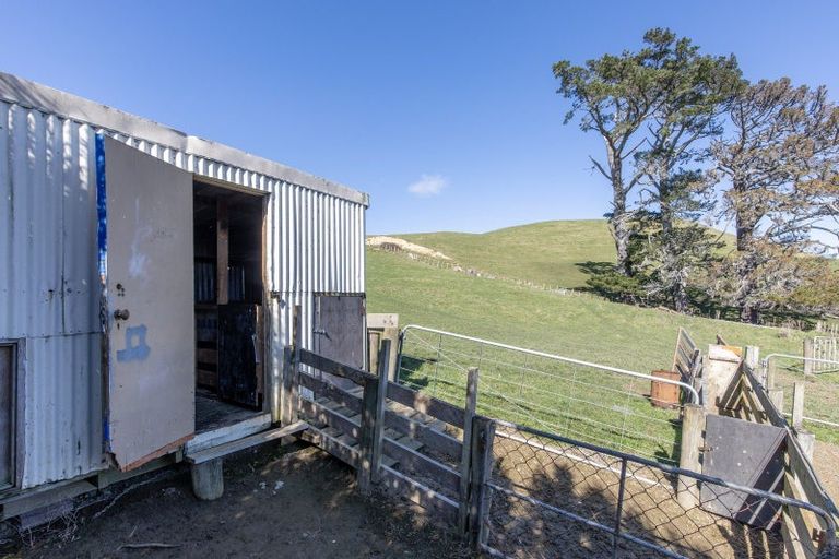 Photo of property in 14 Centre Road, Matamau, Dannevirke, 4977