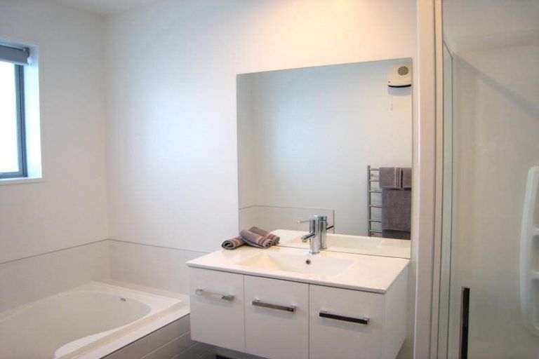 Photo of property in 216 Rolleston Drive, Rolleston, 7614