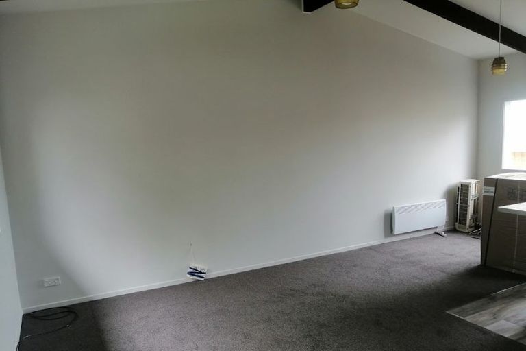 Photo of property in 8/23 Frederick Street, Waltham, Christchurch, 8011