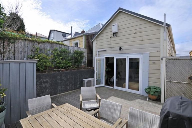 Photo of property in 23 Douglas Street, Mount Cook, Wellington, 6021