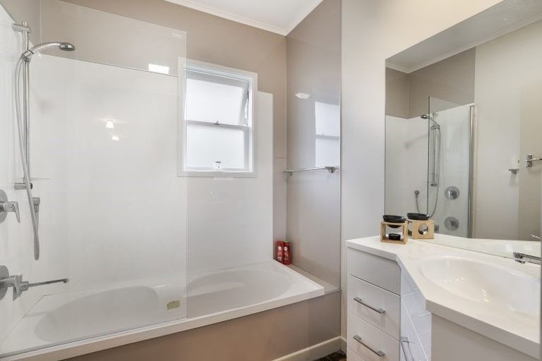 Photo of property in 7 Kayes Road, Pukekohe, 2120