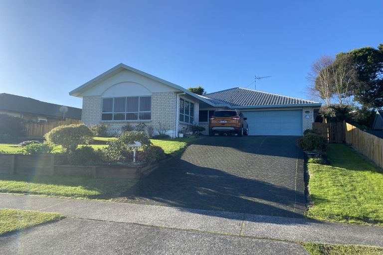 Photo of property in 24 Ayrshire Drive, Grandview Heights, Hamilton, 3200