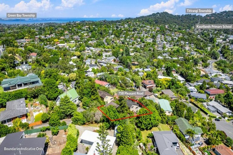 Photo of property in 75b Pleasant Road, Glen Eden, Auckland, 0602
