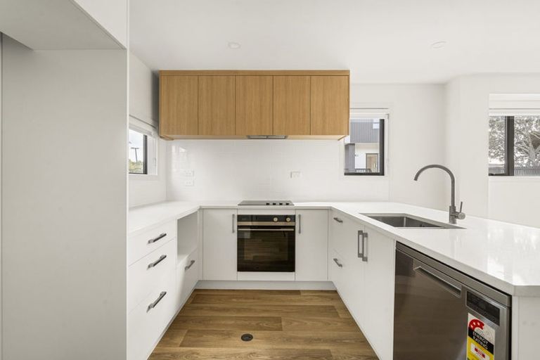 Photo of property in 75 Mcannalley Street, Manurewa East, Auckland, 2102