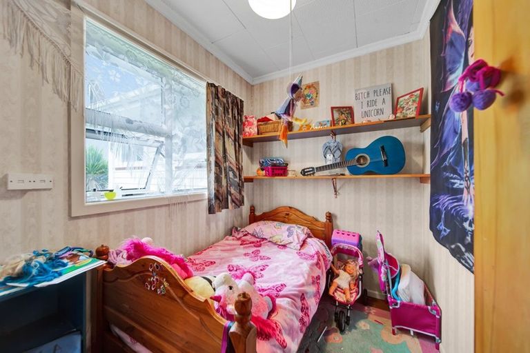 Photo of property in 152 Miranda Street, Stratford, 4332