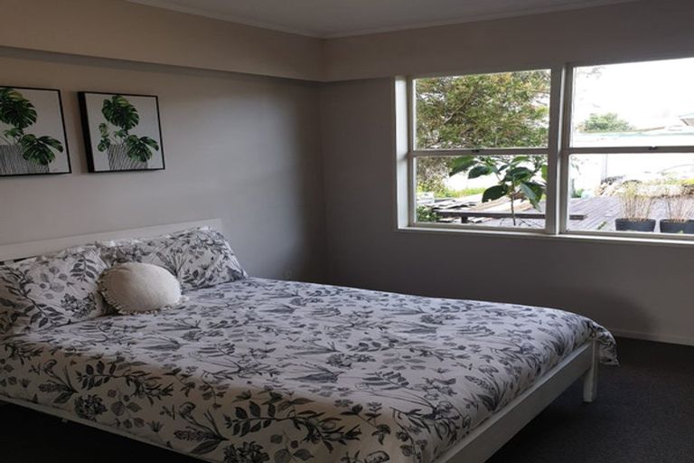 Photo of property in 53 Sandspit Road, Waiuku, 2123