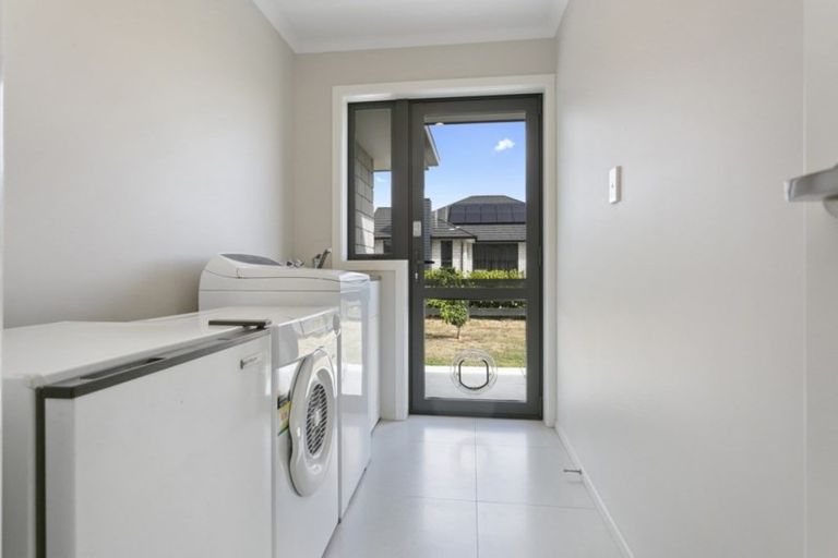 Photo of property in 93 Saint Kilda Road, Cambridge, 3434