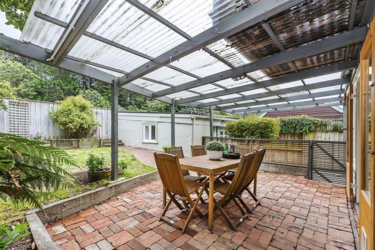 Photo of property in 10 Salisbury Avenue, Mount Cook, Wellington, 6021