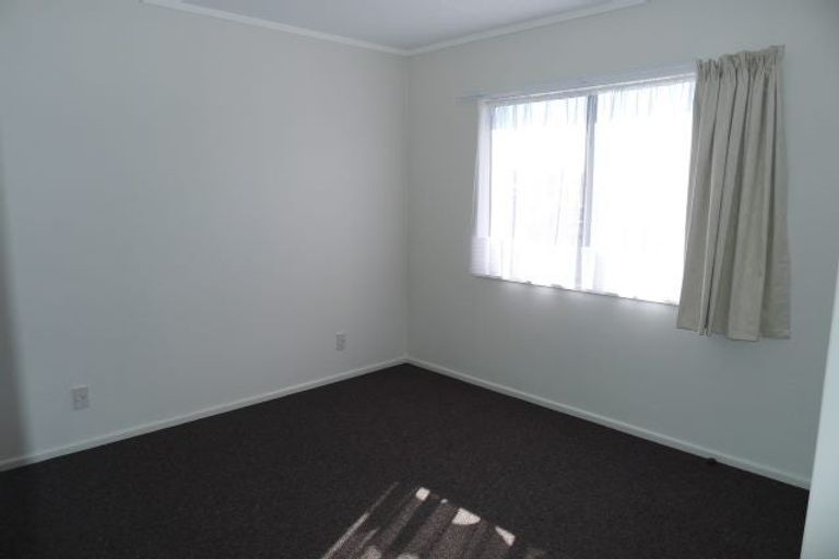 Photo of property in 9 Linwood Drive, Paraparaumu, 5032