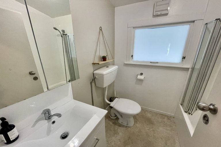 Photo of property in 14a Seddon Street, Wallaceville, Upper Hutt, 5018
