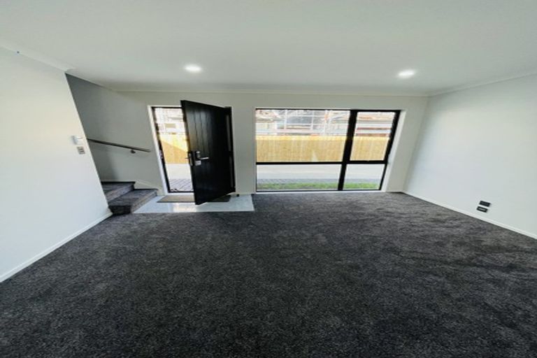 Photo of property in 100a Kimpton Road, Papatoetoe, Auckland, 2025