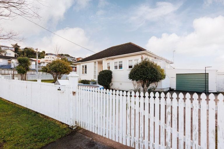 Photo of property in 17 Harford Street, Feilding, 4702