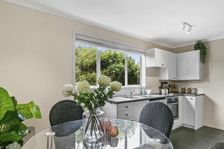 Photo of property in 3/57 Simla Crescent, Khandallah, Wellington, 6035