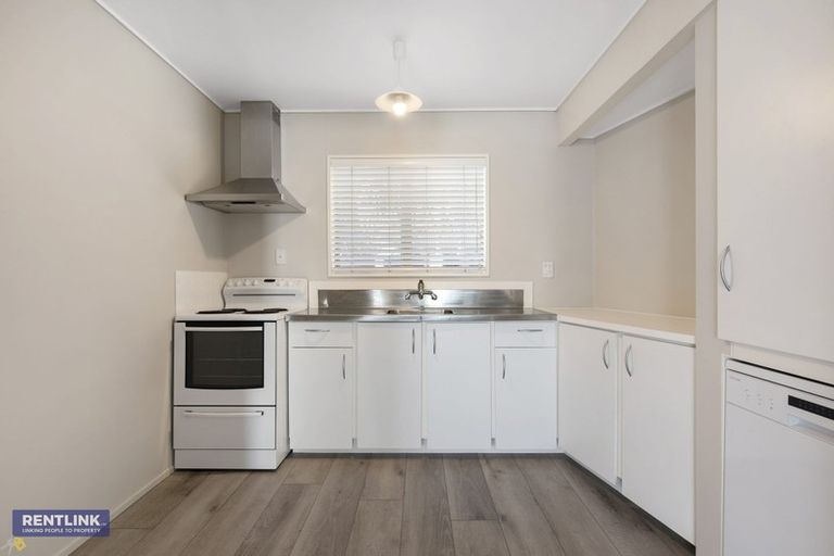 Photo of property in 2/118 Ranch Road, Mount Maunganui, 3116