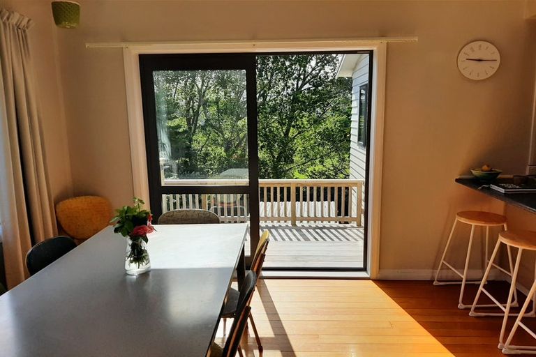 Photo of property in 116 Renown Road, Raumati South, Paraparaumu, 5032
