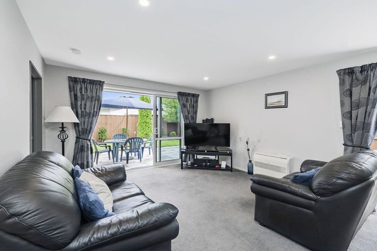 Photo of property in 35 Burford Way, Rolleston, 7615