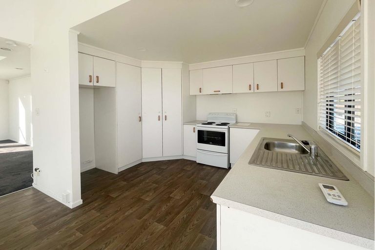 Photo of property in 32a Elliot Street, Howick, Auckland, 2014