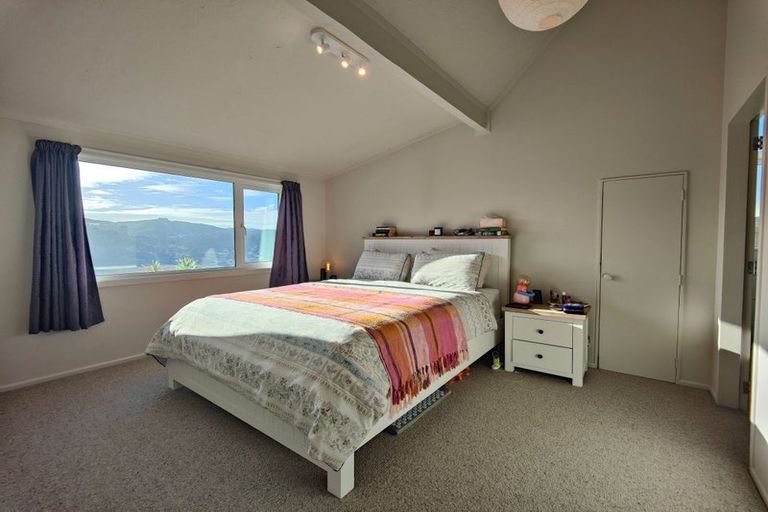 Photo of property in 8 Selkirk Way, Karori, Wellington, 6012