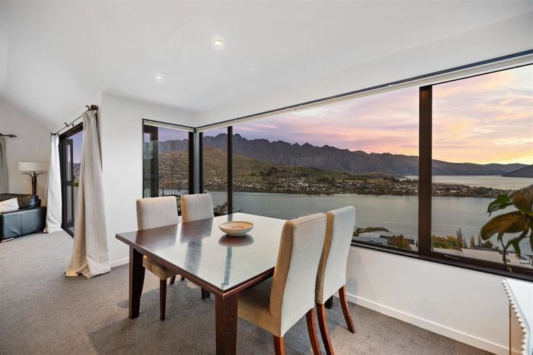 Photo of property in 94 Hensman Road, Queenstown, 9300