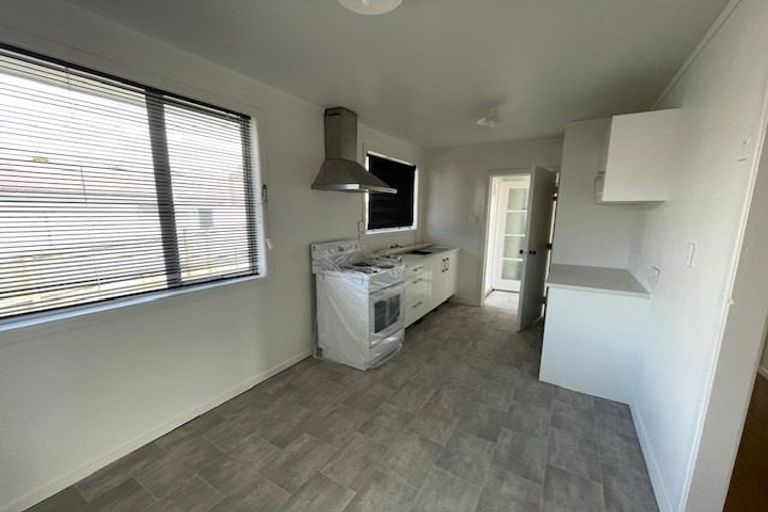 Photo of property in 129a Tidal Road, Mangere, Auckland, 2022