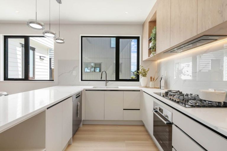 Photo of property in 1a Altair Place, Windsor Park, Auckland, 0632