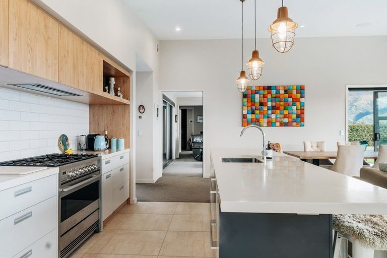 Photo of property in 25 Infinity Drive, Wanaka, 9305
