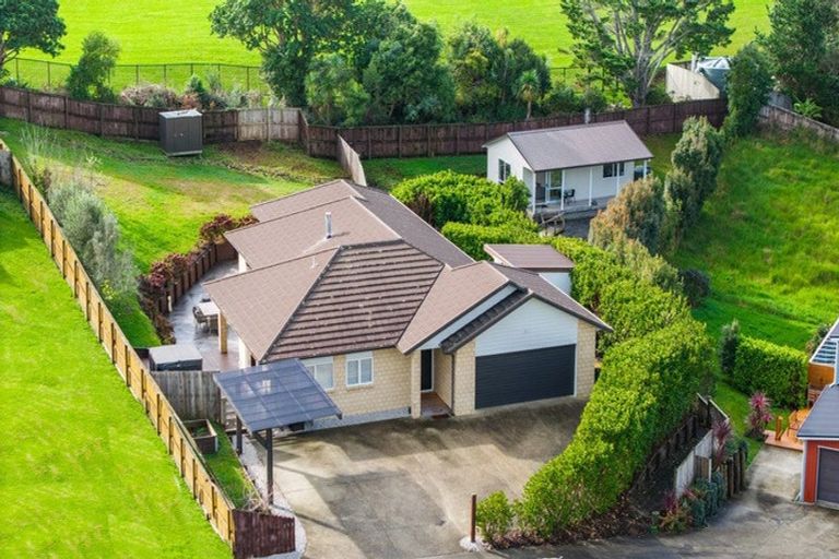 Photo of property in 312 Birdwood Road, Massey, Auckland, 0614