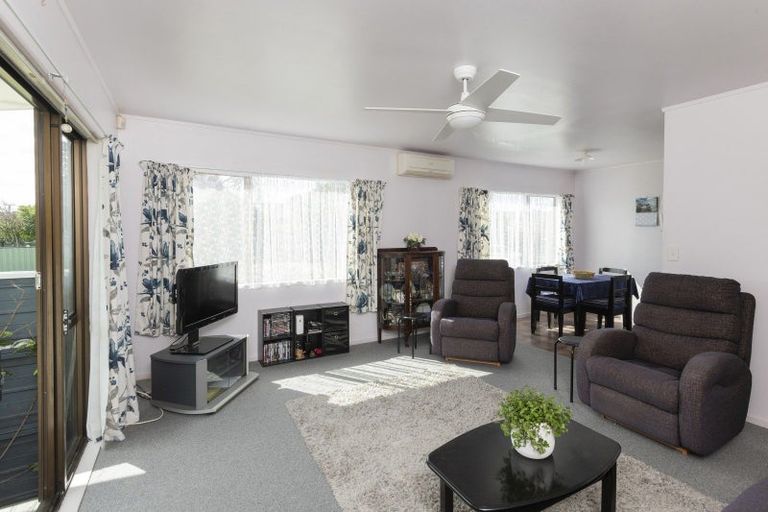 Photo of property in 48 Andrew Street, Elgin, Gisborne, 4010