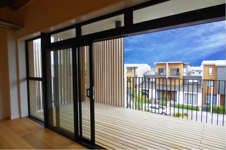 Photo of property in 9/165 Hobsonville Point Road, Hobsonville, Auckland, 0616