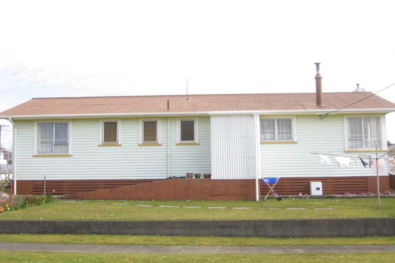 Photo of property in 35 Swansea Road, Stratford, 4332