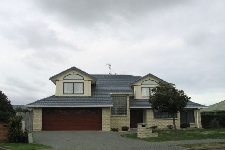 Photo of property in 12 Kakapo Court, Paraparaumu Beach, Paraparaumu, 5032