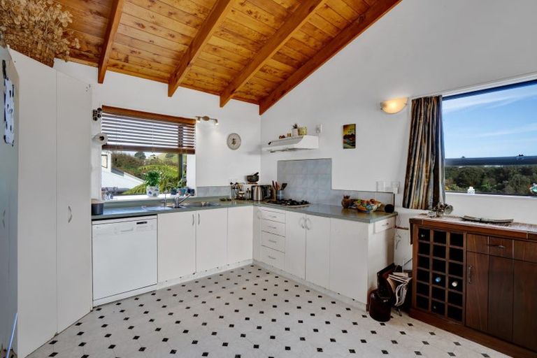 Photo of property in 8b Squire Place, Blagdon, New Plymouth, 4310