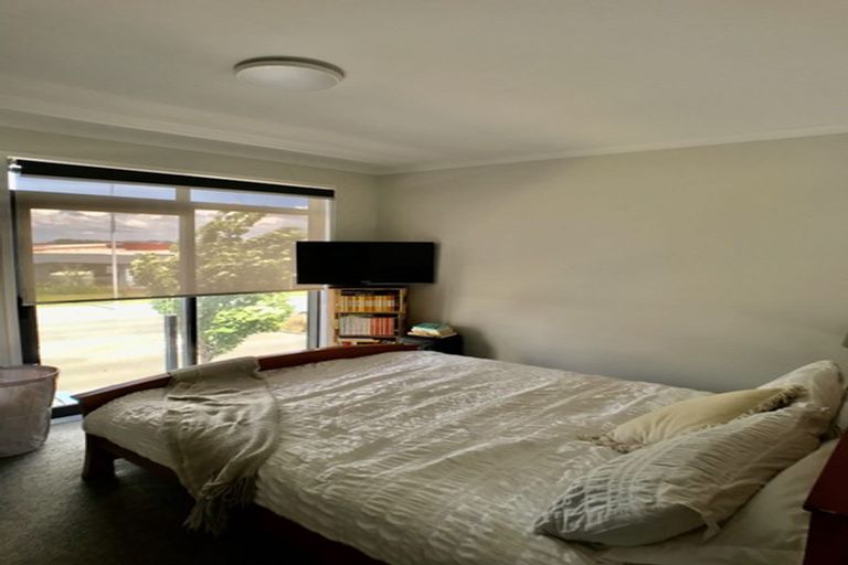 Photo of property in 174 Hobsonville Point Road, Hobsonville, Auckland, 0616